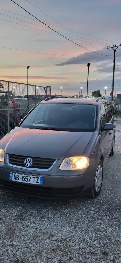 VW TOURAN MANUAL