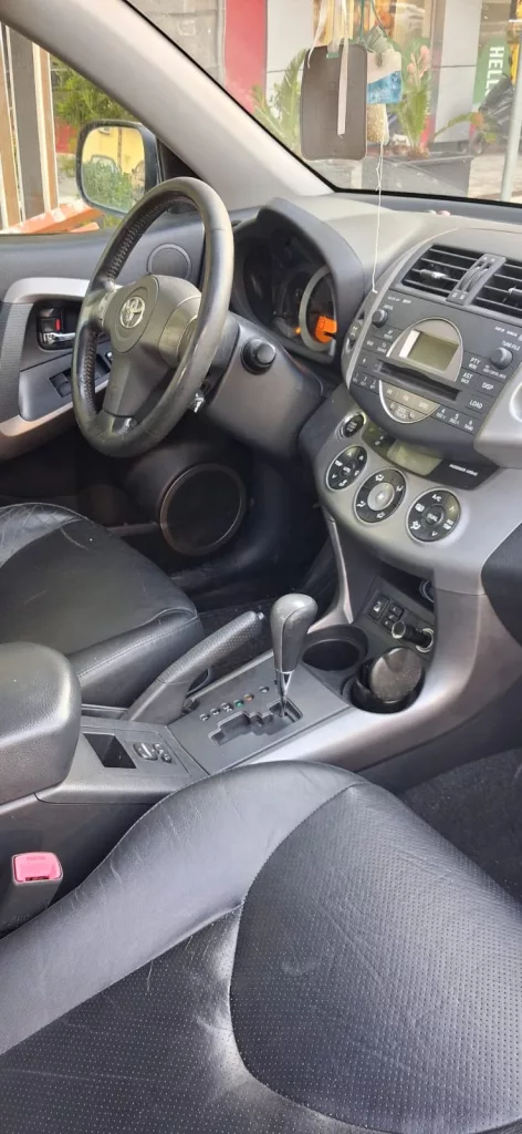 Toyota RAV4 Automatic petrol LPG